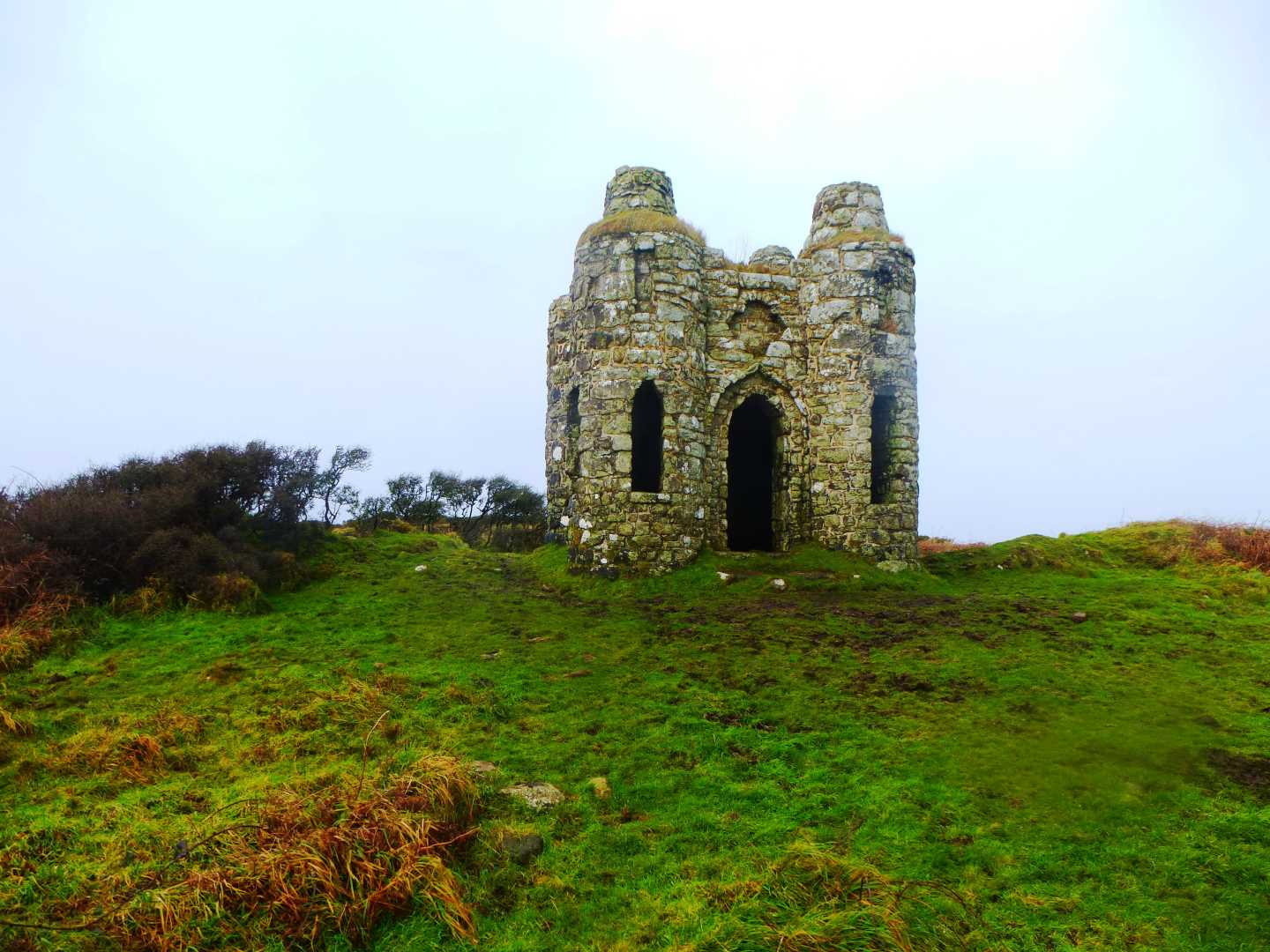 Castle an Dinas Rogers Folly